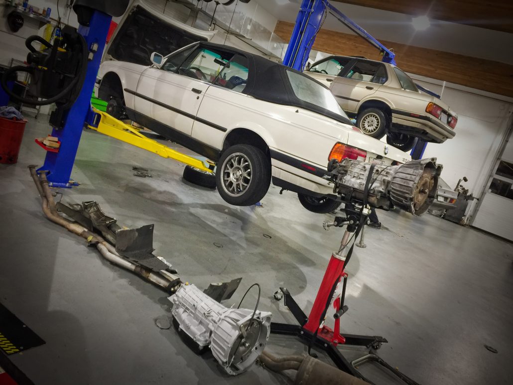 BMW E30