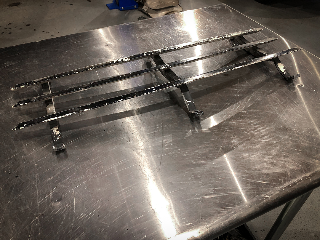 Porsche_928_Center_Grill_2 Porsche_928_Center_Grill_2