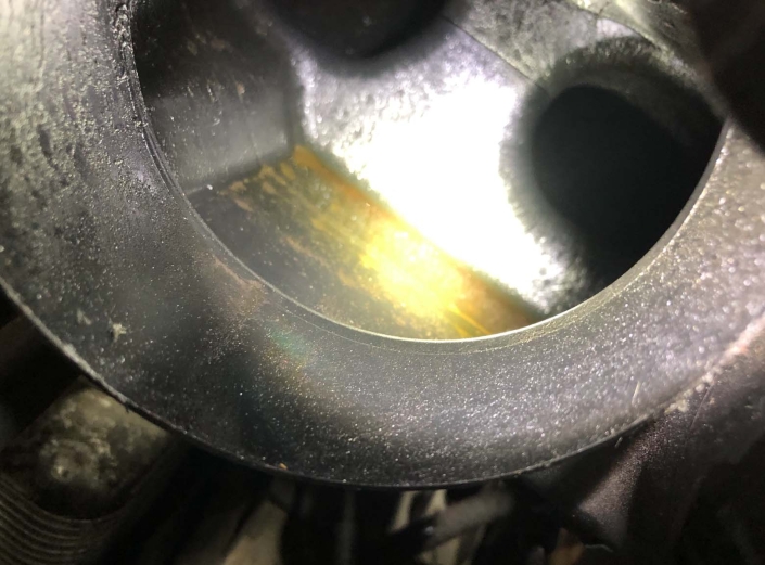 Plenum Inside w/ A LOT of Oil