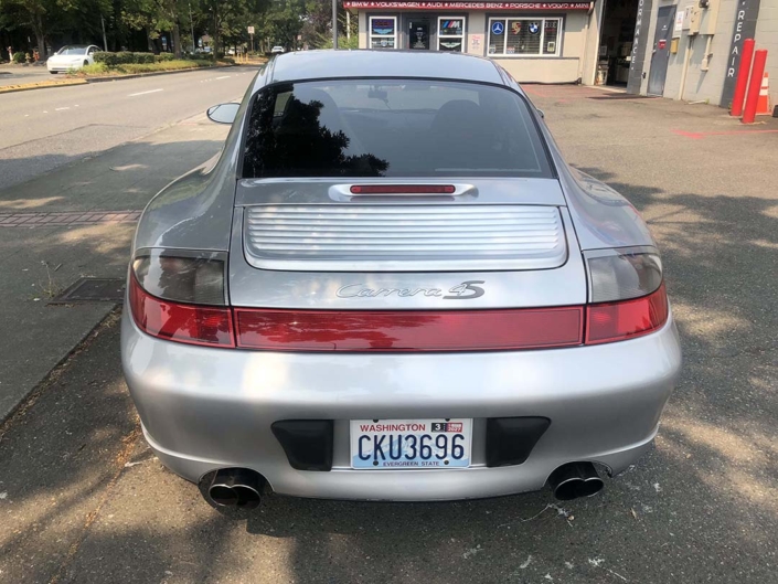 Porsche-996-C4S-5
